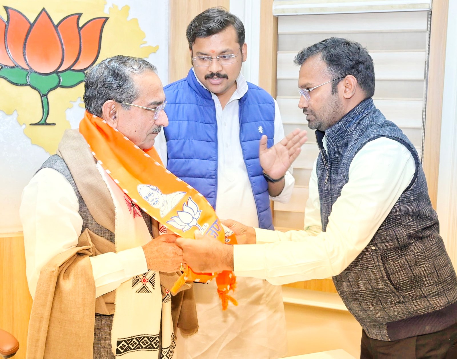 देवली भाजपा शहर मंडल अध्यक्ष अंकित डाबर ने की प्रदेश अध्यक्ष मदन राठौर से मुलाकात।