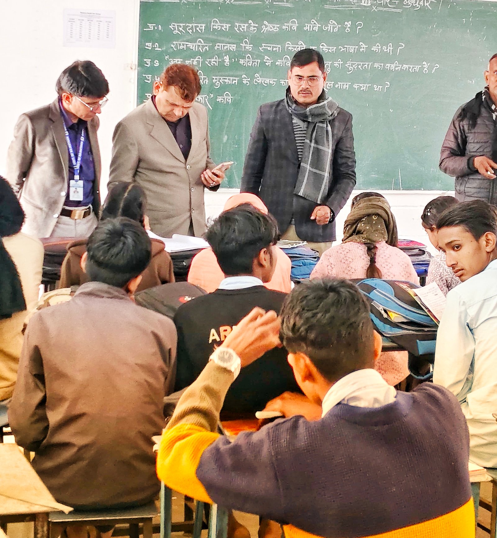 संयुक्त निदेशक अजमेर संभाग डॉ. महावीर प्रसाद शर्मा ने किया औचक निरीक्षण।